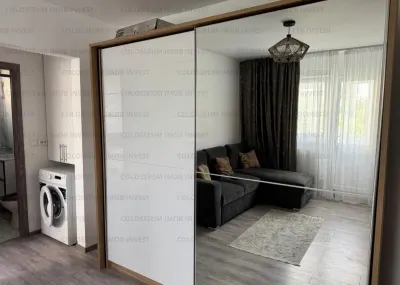 Apartament 2 camere, semidecomandat - zona Tractorul - foto 3