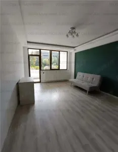 Apartament 2 camere, decomandat - zona Tractorul - foto 1