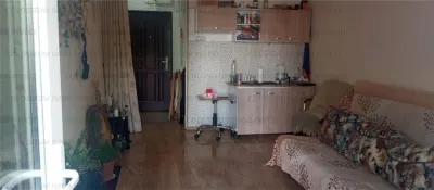 Camera de camin cu baie si bucatarie - zona Astra - foto 1