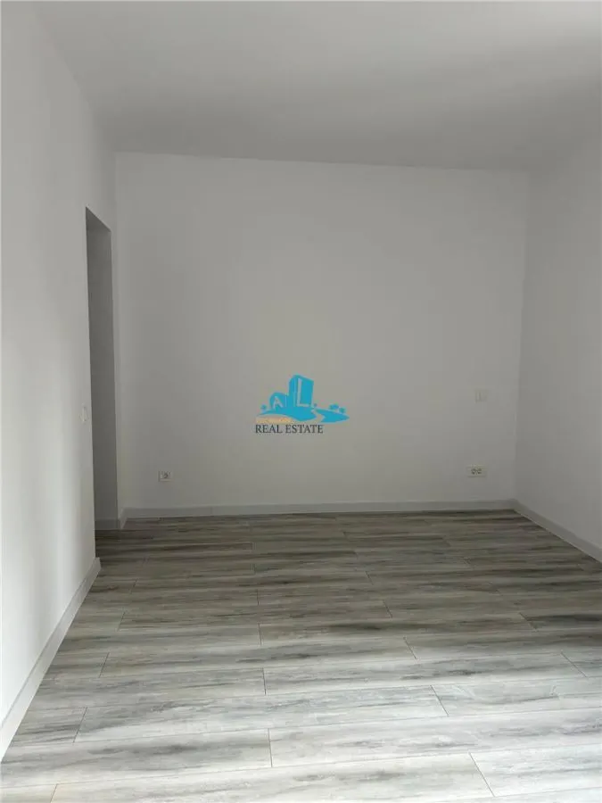 Vanzare casa 3 camere, 2 bai, curte 300 mp, Parc Bazilescu, renovata integral - foto 9