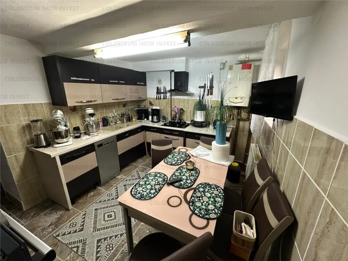 Apartament cu 2 camere - zona Centru Civic - foto 2