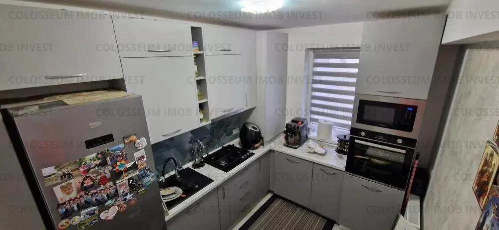 Apartament 2 camere , decomandat -zona Tractorul - foto 4