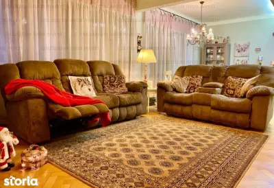 Apartament 3 camere, semidecomandat -Centrul Istoric - foto 1
