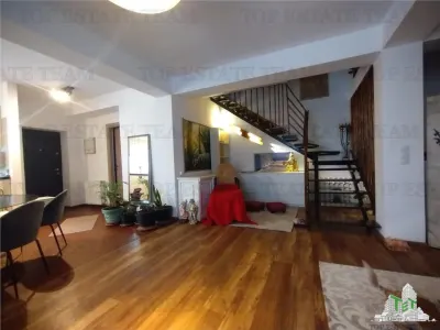 Casa spatioasa cu gradina in zona verde, cartier Green City, comuna 1 Decembrie - 1 Decembrie