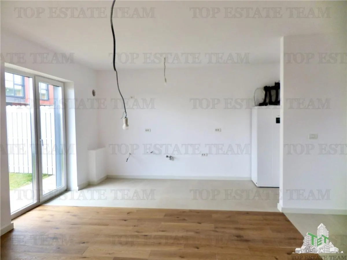 Vila Premium de vanzare in Bucuresti Pipera | curte privata | loc de parcare | Persoana Fizica fara TVA - foto 9