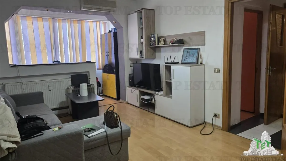 Apartament luminos de vanzare cu 2 camere in zona Crangasi- disponibil imediat - foto 1