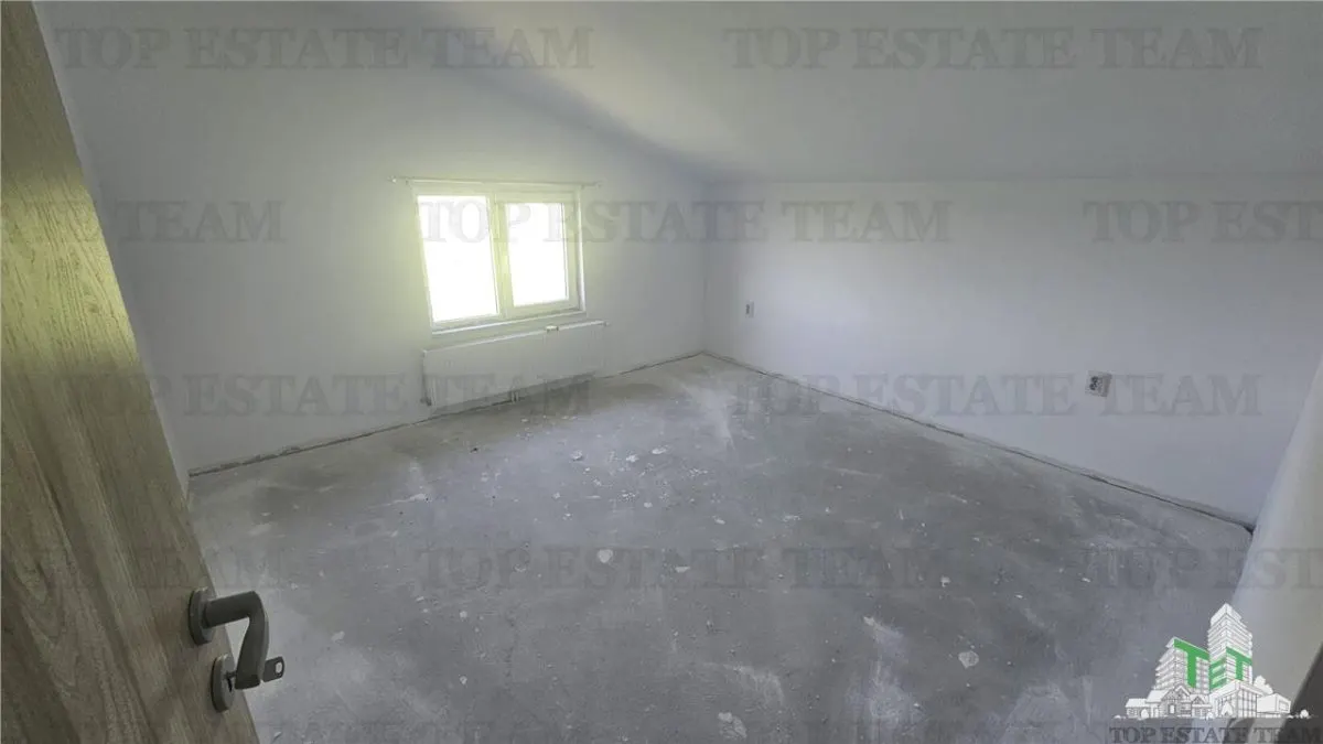 Vila 6 camere cu teren 500mp in Ciorogarla (posibilitate rate) - foto 13