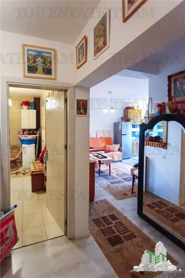 Apartament 2 camere zona Titan, curte proprie 37mp in vila - foto 11