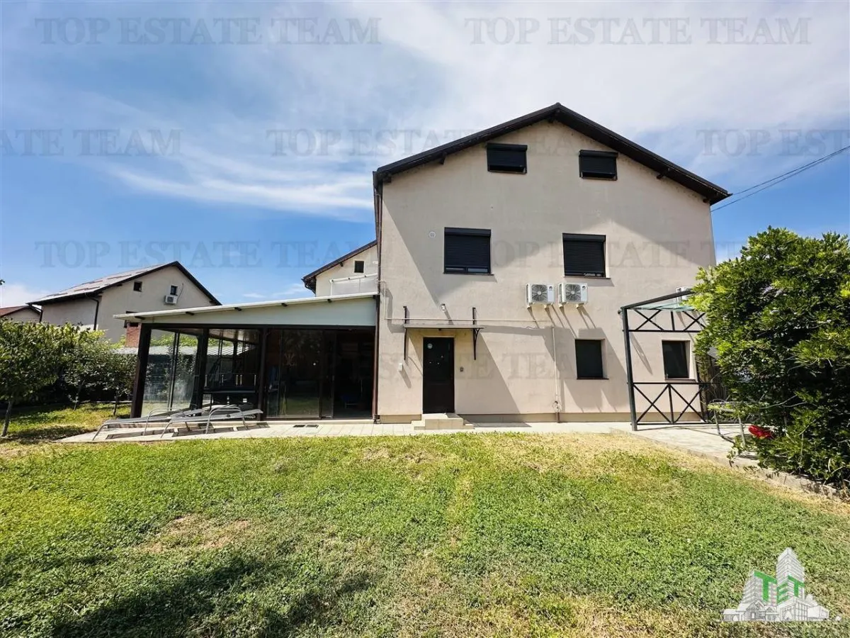 Vila individuala 300 mp construiti, 523 mp teren imprejmuit, strada privata, CHIAJNA - foto 2