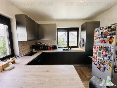 Vila individuala 300 mp construiti, 523 mp teren imprejmuit, strada privata, CHIAJNA - foto 11