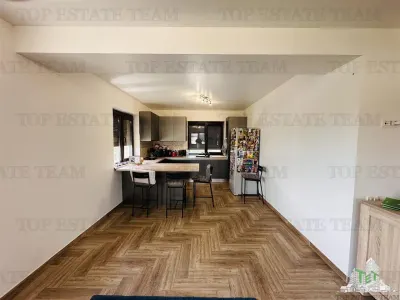 Vila individuala 300 mp construiti, 523 mp teren imprejmuit, strada privata, CHIAJNA - foto 7