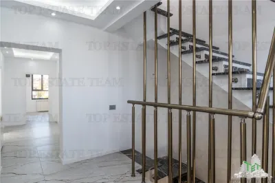 Vila complet renovata cu lift, zona Iancu Nicolae | Teren 1000mp | - foto 19