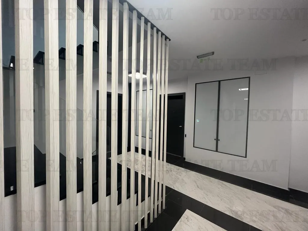 Apartament cu 3 camere si terasa, bloc Boutique,  central, zona linistita - foto 1
