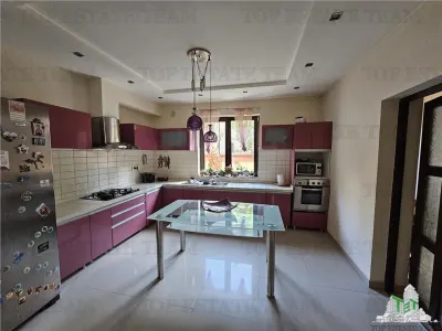 Vila spatioasa living 65mp 300metri utili in Bragadiru - foto 3