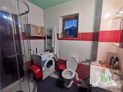 Vila 5 camere regie proprie cu gradina/garaj in Bacu (Joita) - foto 9