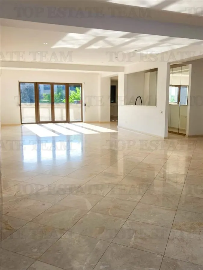 Apartament 4 camere, 2 balcoane Sisesti - foto 1