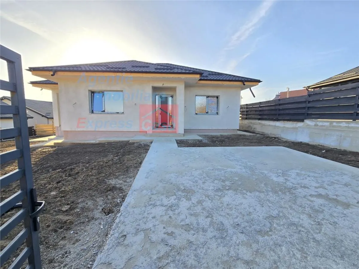 Finalizata si intabulata: casa noua, de vanzare, la Dumesti - foto 4