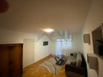 Apartament 2 camere decomandat Judetean, str. Zizinului - foto 6
