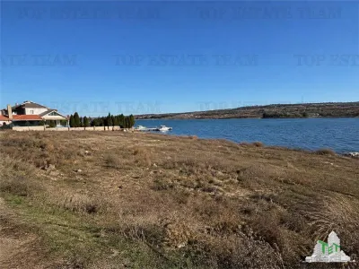 Teren premium 500 mp cu deschidere 25 m â€“ Prima linie la Lacul Limanu, locatie excelenta pentru casa de vacanta sau investitie - Limanu