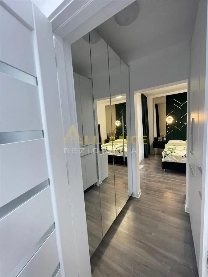 Casa individuala - 300 mp  - 5 camere - 3 bai - foto 21
