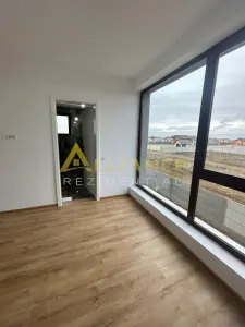 Casa individuala - 300 mp  - 5 camere - 3 bai - foto 22