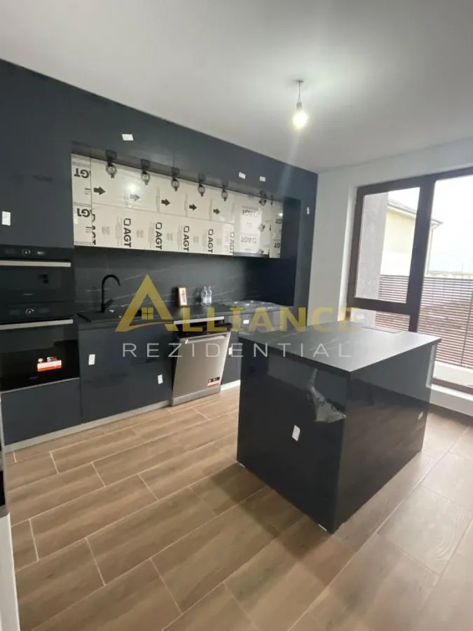 Casa individuala - 300 mp  - 5 camere - 3 bai - foto 24