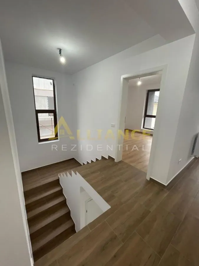 Casa individuala - 300 mp  - 5 camere - 3 bai - foto 7