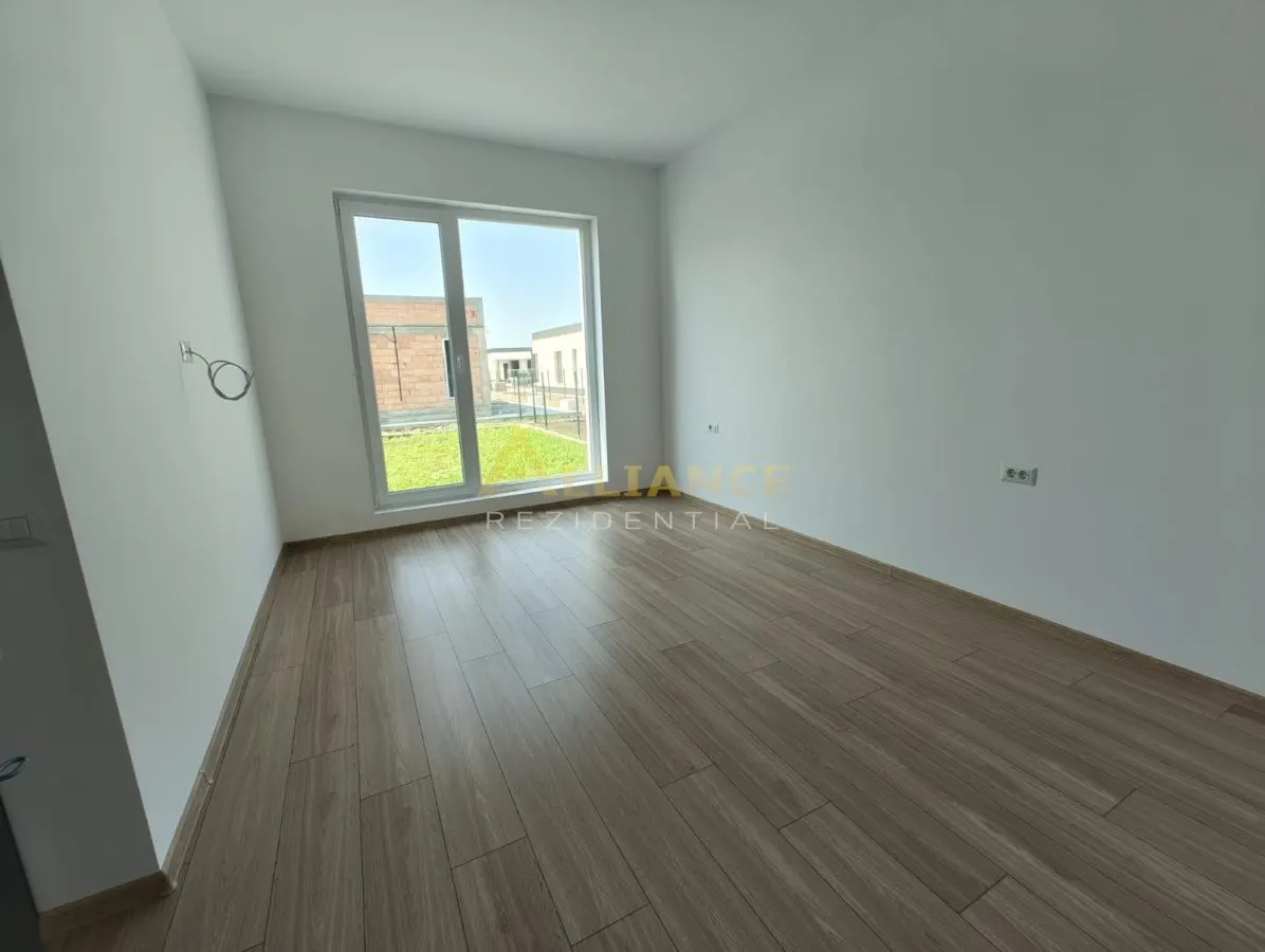 Casa Individuala - 4 camere - 2 bai  - 423 mp teren - foto 7
