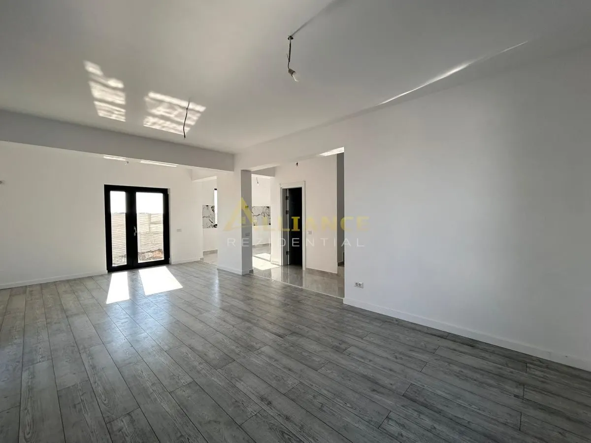 Casa Individuala de vanzare - Teren 350 mp | 4 camere - 3 bai - foto 14