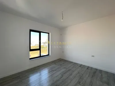 Casa Individuala de vanzare - Teren 350 mp | 4 camere - 3 bai - foto 18