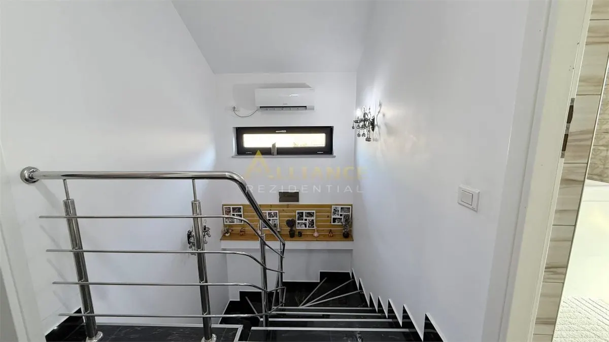 Casa Individuala - 4 camere - 2 bai - 250mp teren - foto 9