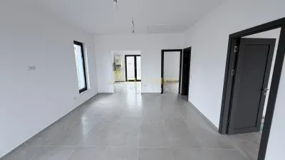 Casa Individuala - 3 camere - 1 baie - 250mp teren - foto 4