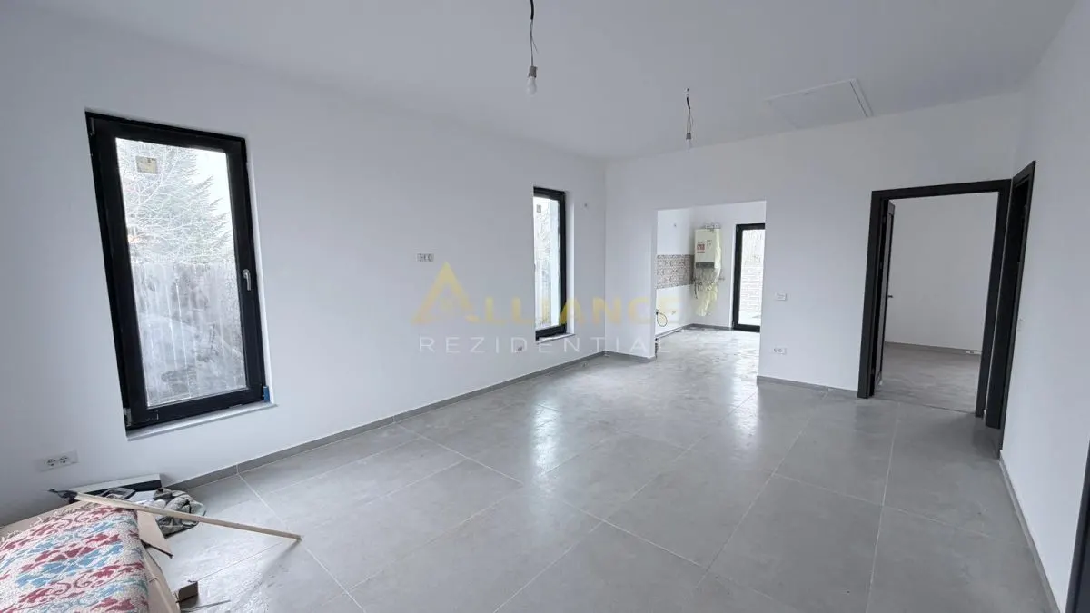 Casa Individuala - 3 camere - 1 baie - 250mp teren - foto 5