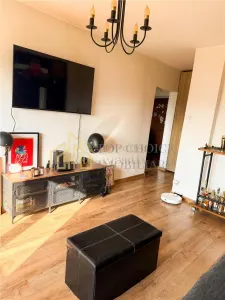 GARSONIERA SPATIOASA RENOVATA - MOSILOR EMINESCU - ETAJ 7 - LINISTE TOTALA - foto 2