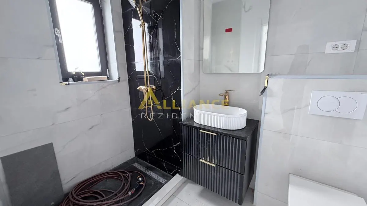 Casa Individuala - 4 camere - 2 bai - 280mp teren - foto 4