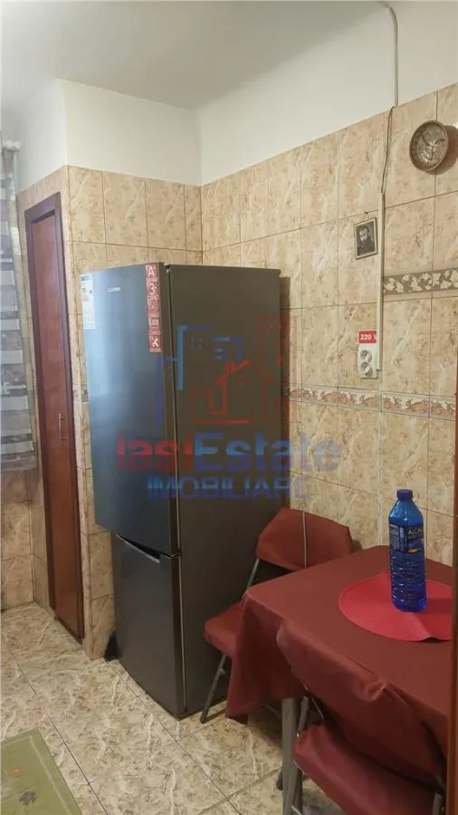 Apartament 2 camere Podu Ros - Socola - foto 8