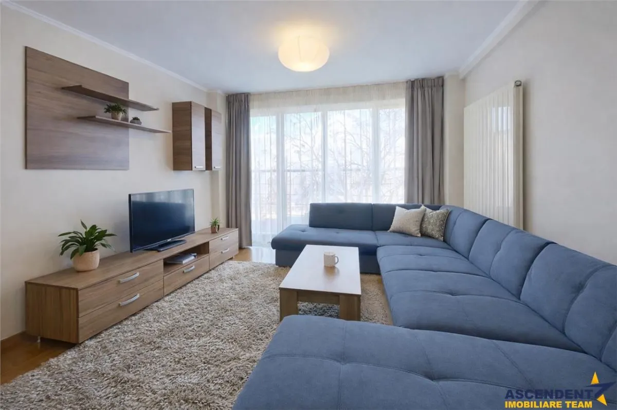 Apartament doua camere, decomandat, 64mp,parcare securizata,Central,Brasov - foto 1
