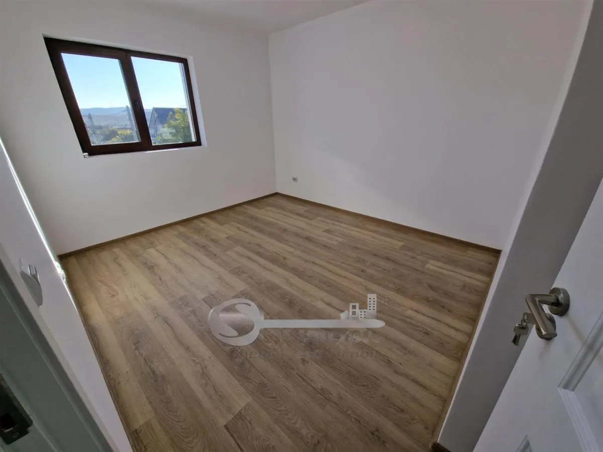 Apartament INTABULAT 2 camere luxcapat CUG zona vile - foto 6