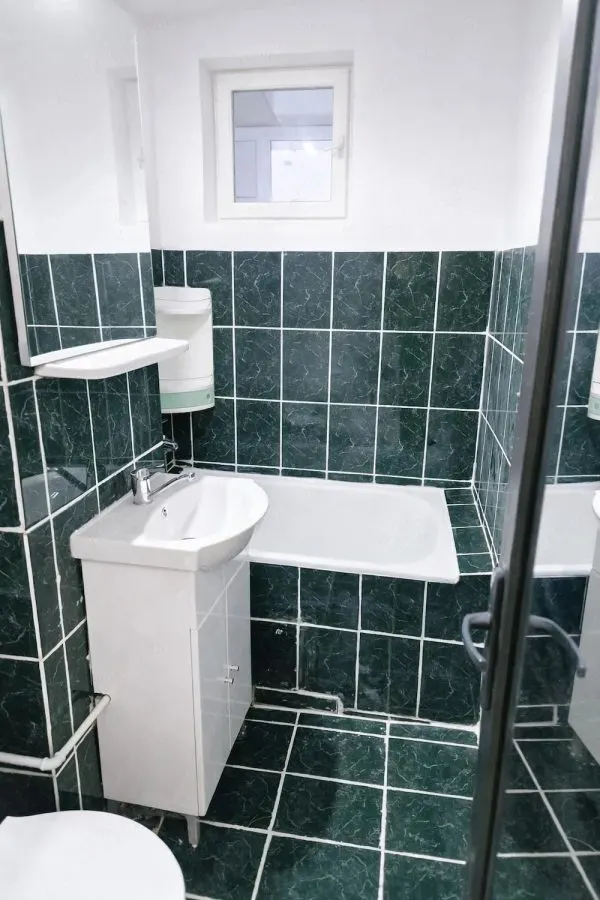 Apartament 3 camere decomandat Astra,renovat ,114000 Euro - foto 6
