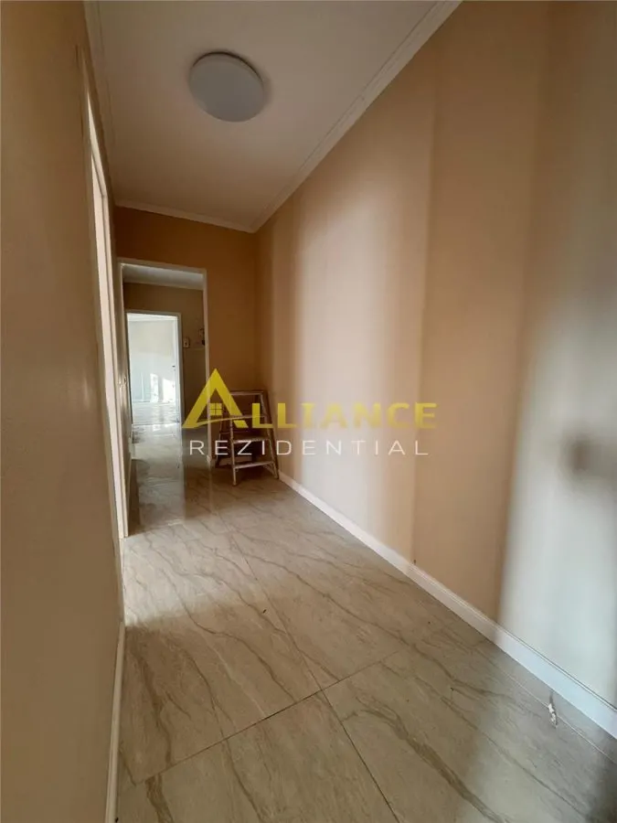 APARTAMENT 3 CAMERE | SECTOR 4 | 300 m METROU APĂRĂTORII PATRIEI | ETAJ 2/10 - foto 3