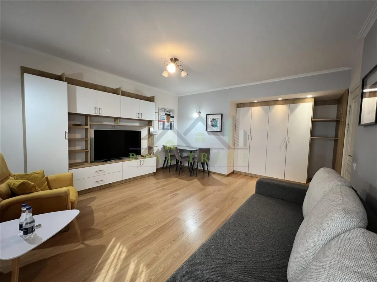 Apartament 2 camere decomandat mobilat lux zona Liceul de informatica - foto 1