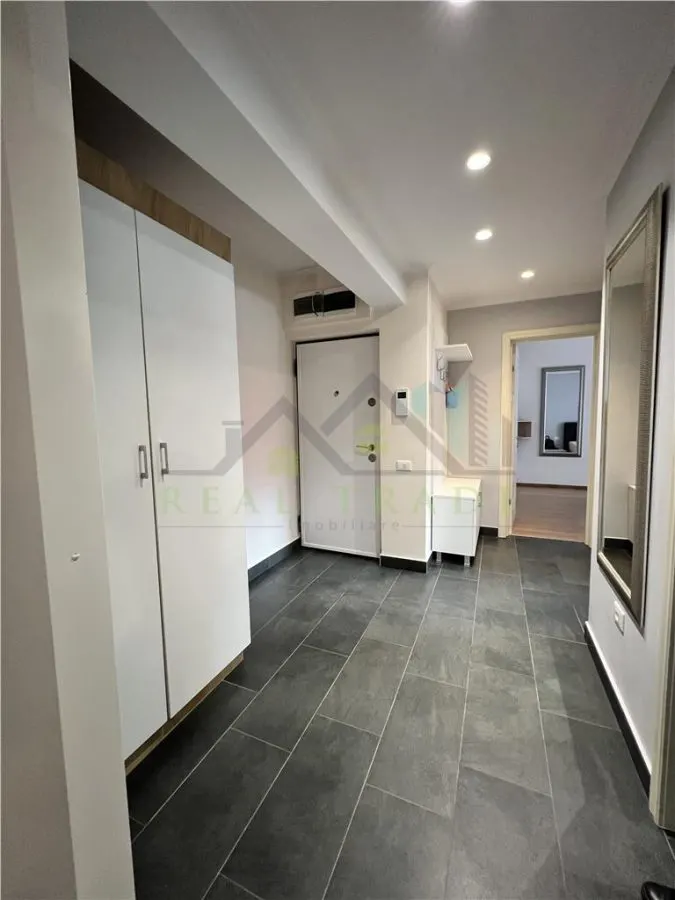 Apartament 2 camere decomandat mobilat lux zona Liceul de informatica - foto 10