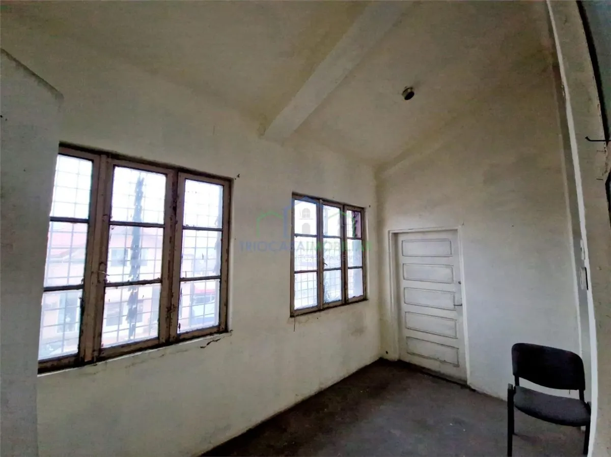 SPATIU  COMERCIAL   PIATA FILIASI  354 mp - parter+etaj - foto 10