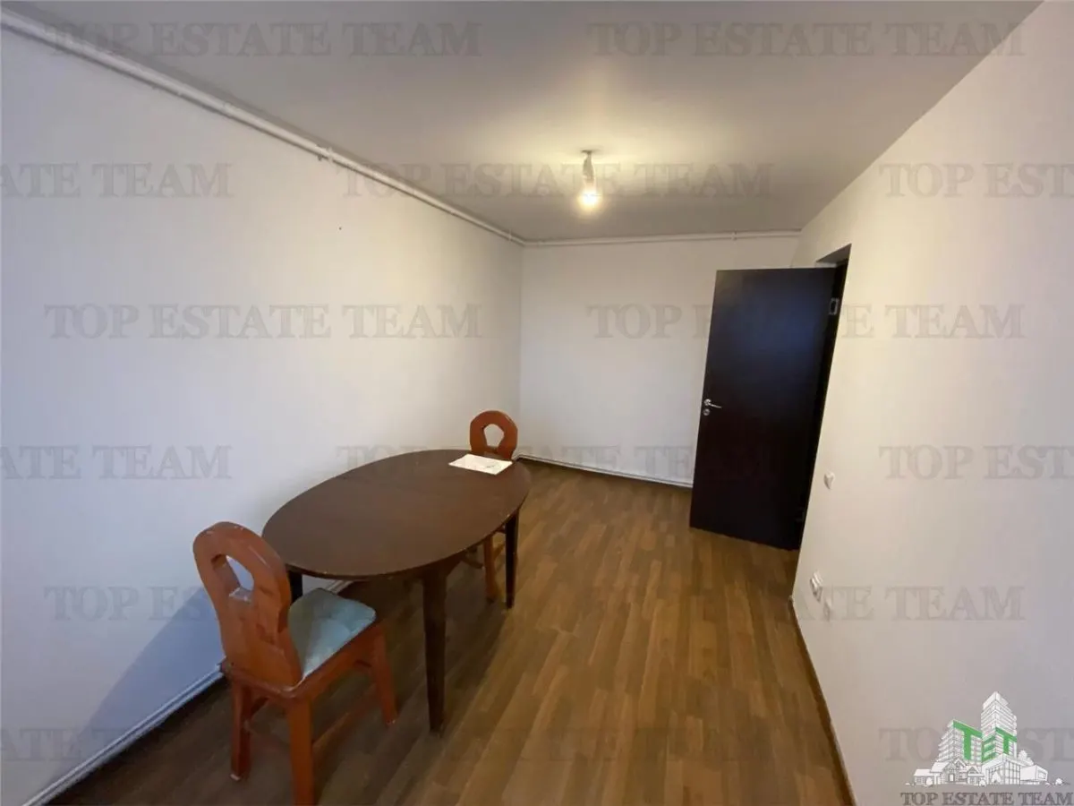 Apartament 2 camere spatioase , pozitionare excelenta si acces rapid metrou Aparatorii  Patriei - foto 7