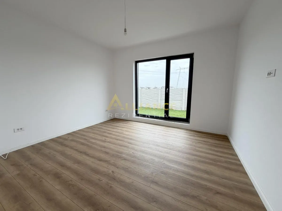 Casa individuala ~ 4 camere ~ 2 bai ~ 130mp utili + teren 470mp - foto 7