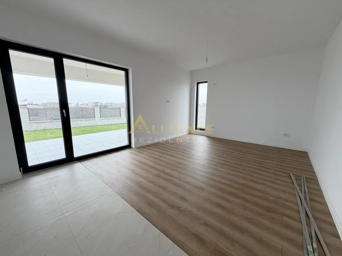 Casa individuala ~ 4 camere ~ 2 bai ~ 130mp utili + teren 470mp - foto 9