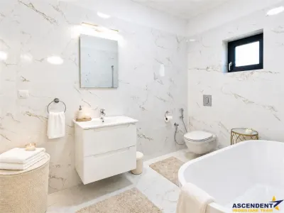 Resedinta privata la poalele Bucegilor, 350 mp, facilitati, 1.250 mp teren, Rasnov - foto 16