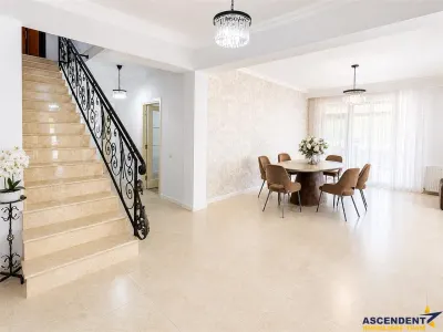 Resedinta privata la poalele Bucegilor, 350 mp, facilitati, 1.250 mp teren, Rasnov - foto 20