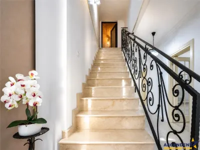 Resedinta privata la poalele Bucegilor, 350 mp, facilitati, 1.250 mp teren, Rasnov - foto 24