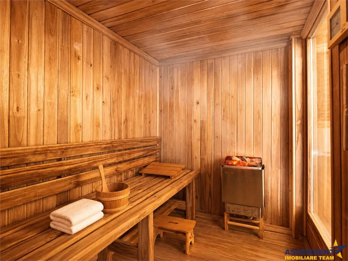 Resedinta privata la poalele Bucegilor, 350 mp, facilitati, 1.250 mp teren, Rasnov - foto 6